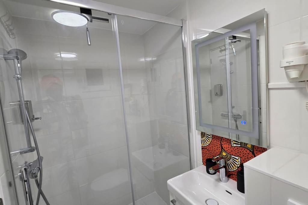 Studio Luxorange Massy  Bagian luar foto